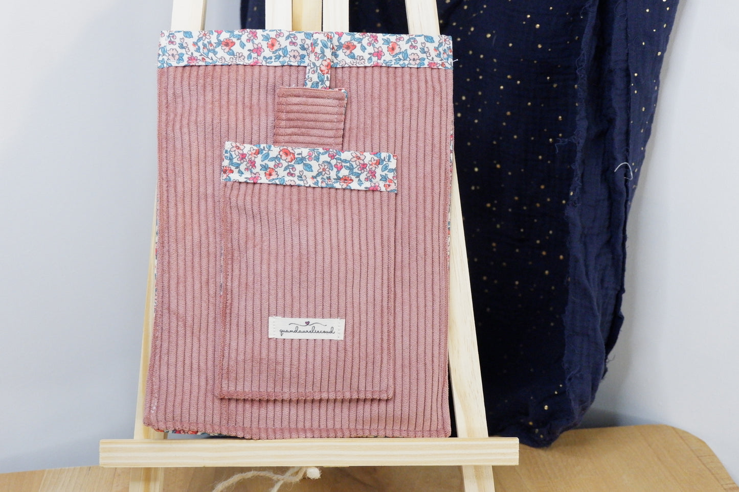 Pochette pour livre de poche Vieux rose et fleuri