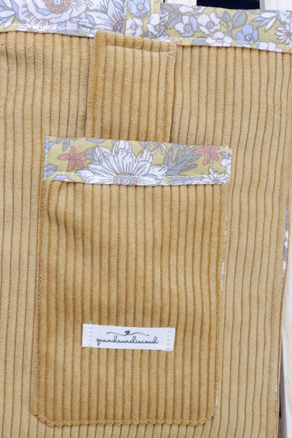 pochette de protection pour livre de poche jaune et fleurie