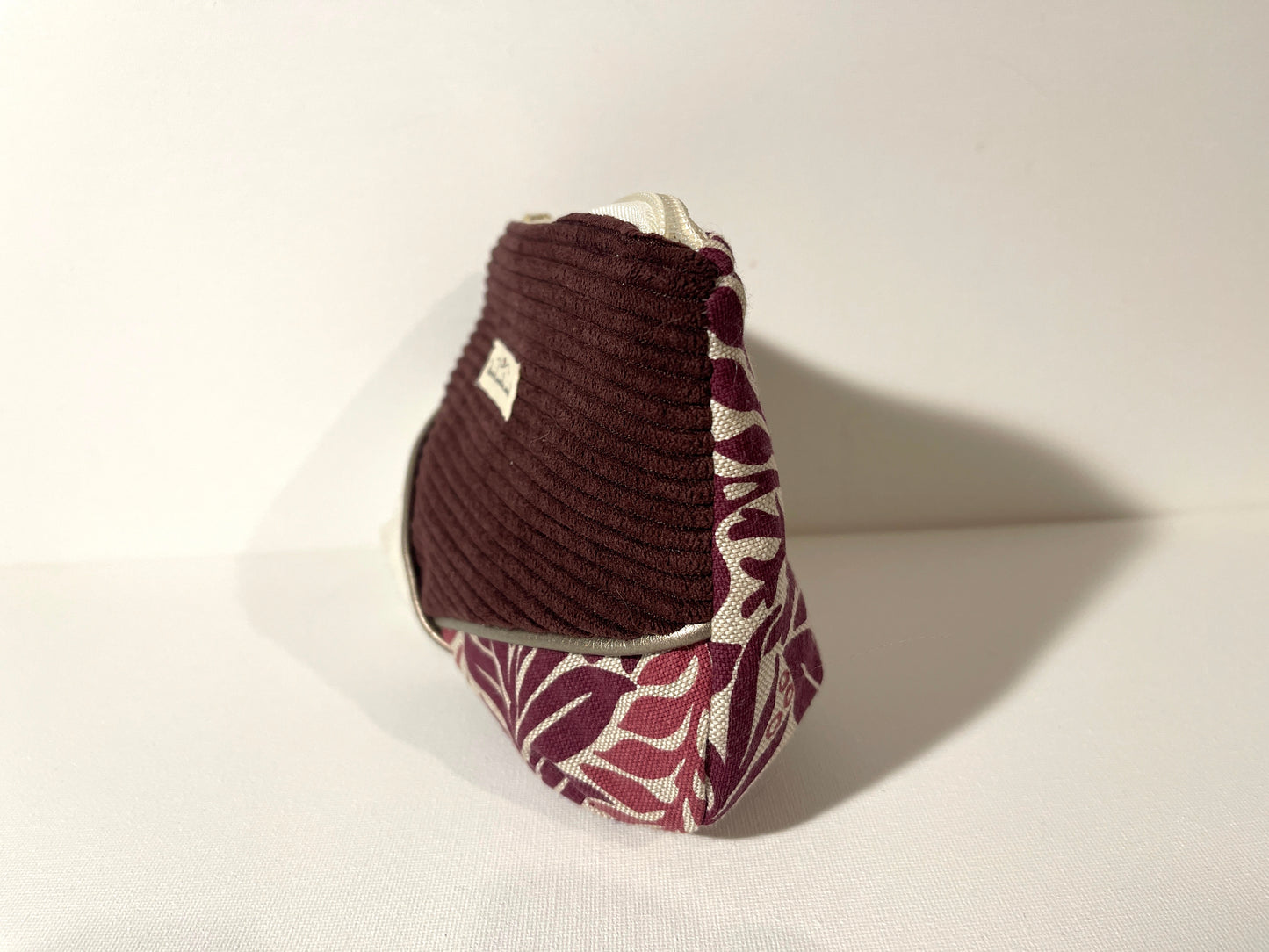 Ma pochette velours fourre-tout violette fleurie