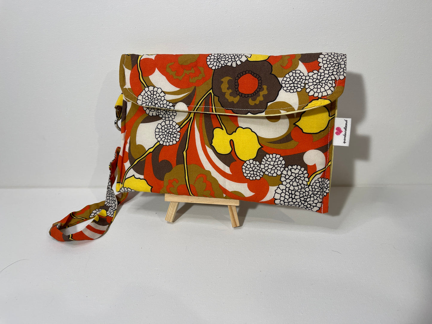 Poche de sortie seventies.