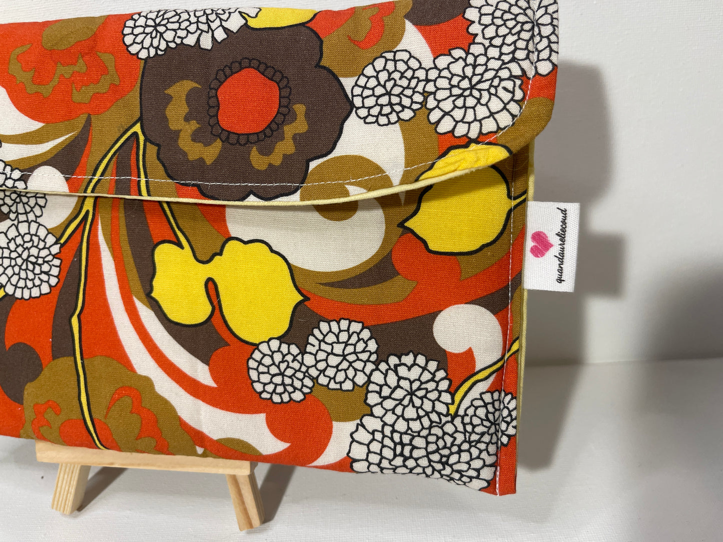 Poche de sortie seventies.