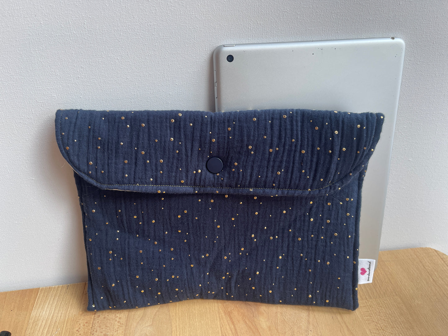 Ma pochette iPad bleue nuit