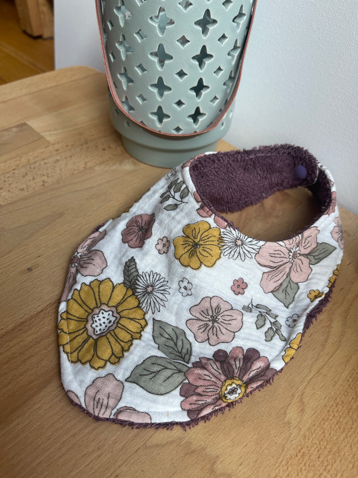 Mon bavoir fleuri